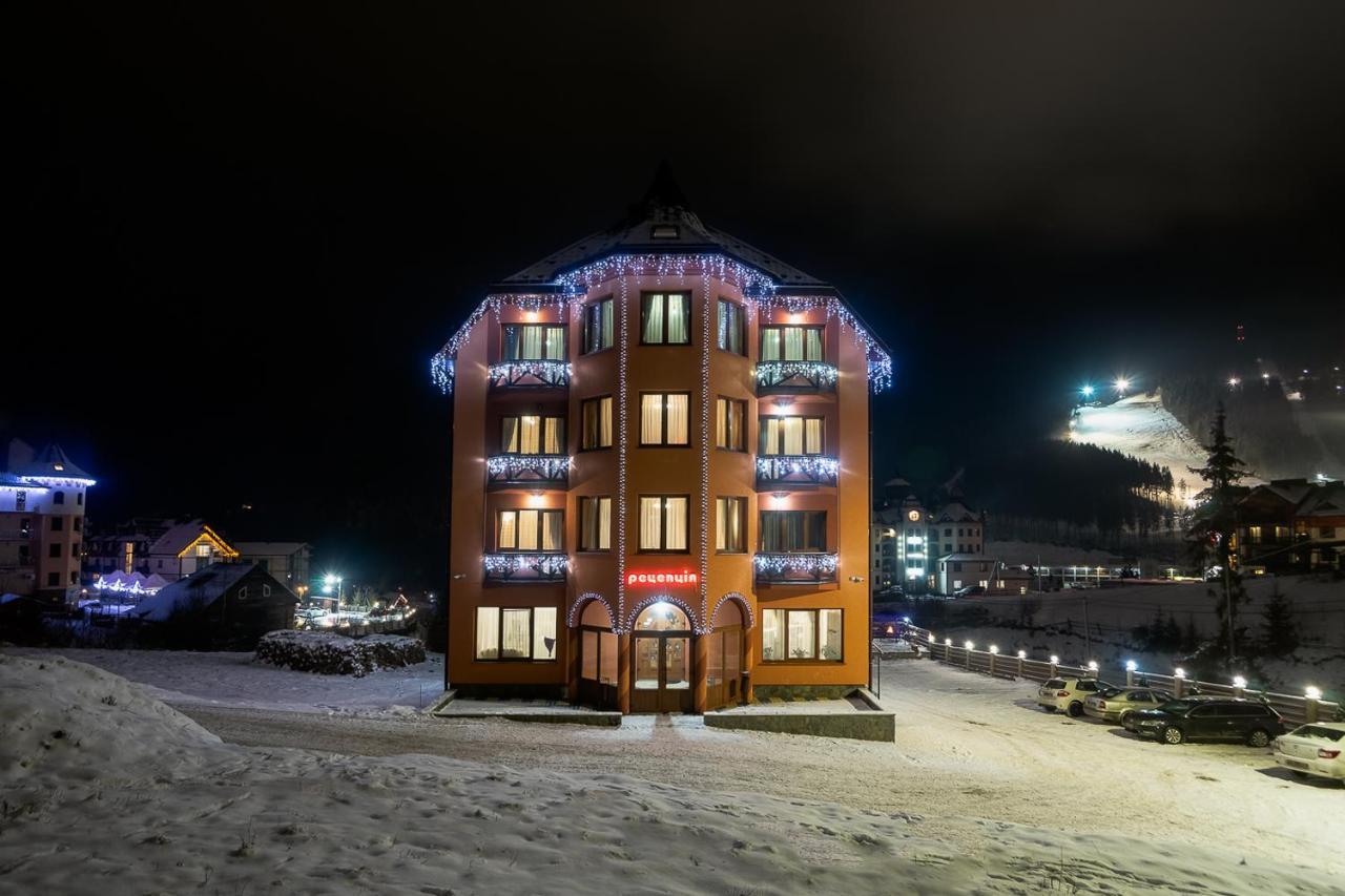 Alpin Hotel Bukovel Exterior photo